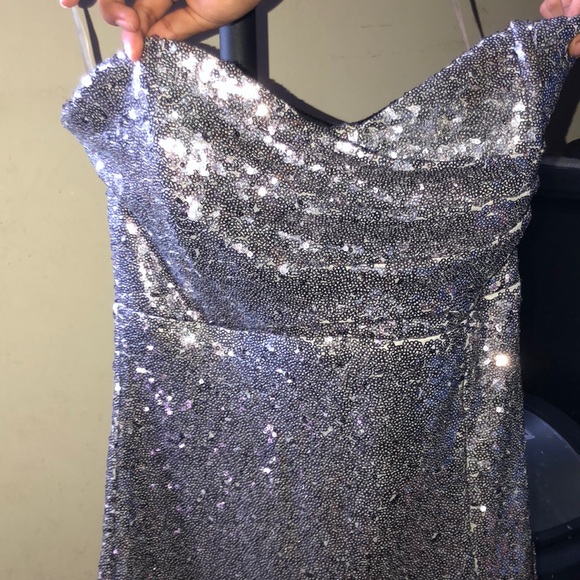 Silver sequence dress - Picture 4 of 7